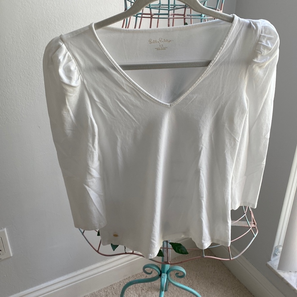 Cute white top 3/4 sleeves